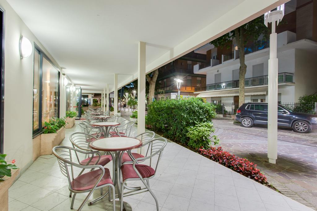 Hotel Basilea Bellaria-Igea Marina Exterior photo